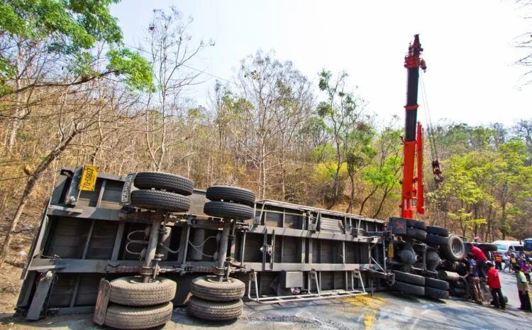 What Should I Do After A Tractor-Trailer Accident?